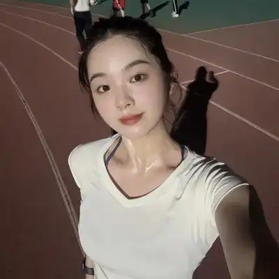 龙俊